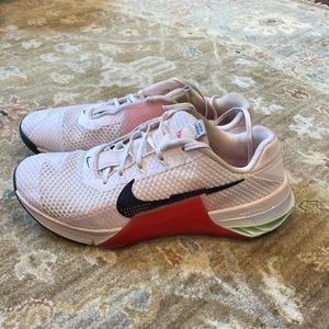 Nike pink metcon athletic shoe, size 9.